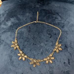 Beautiful Silver Tone And Crystal Glass Statement Necklace Gray Crystals 16" + 3